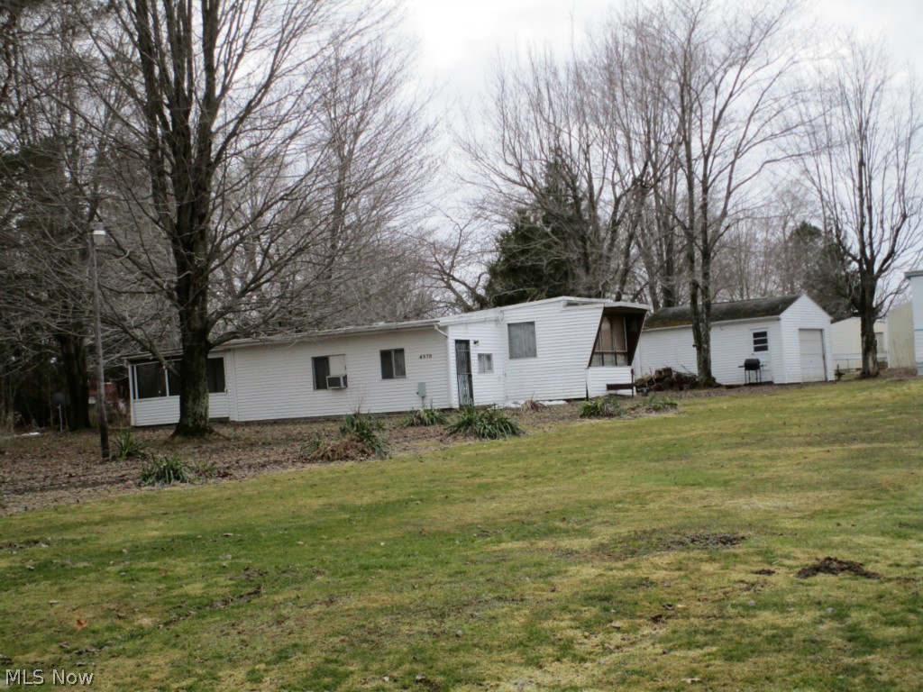 4579 Center Road Andover, OH 44003 - Photo 1 of 10 Gallery Image 1