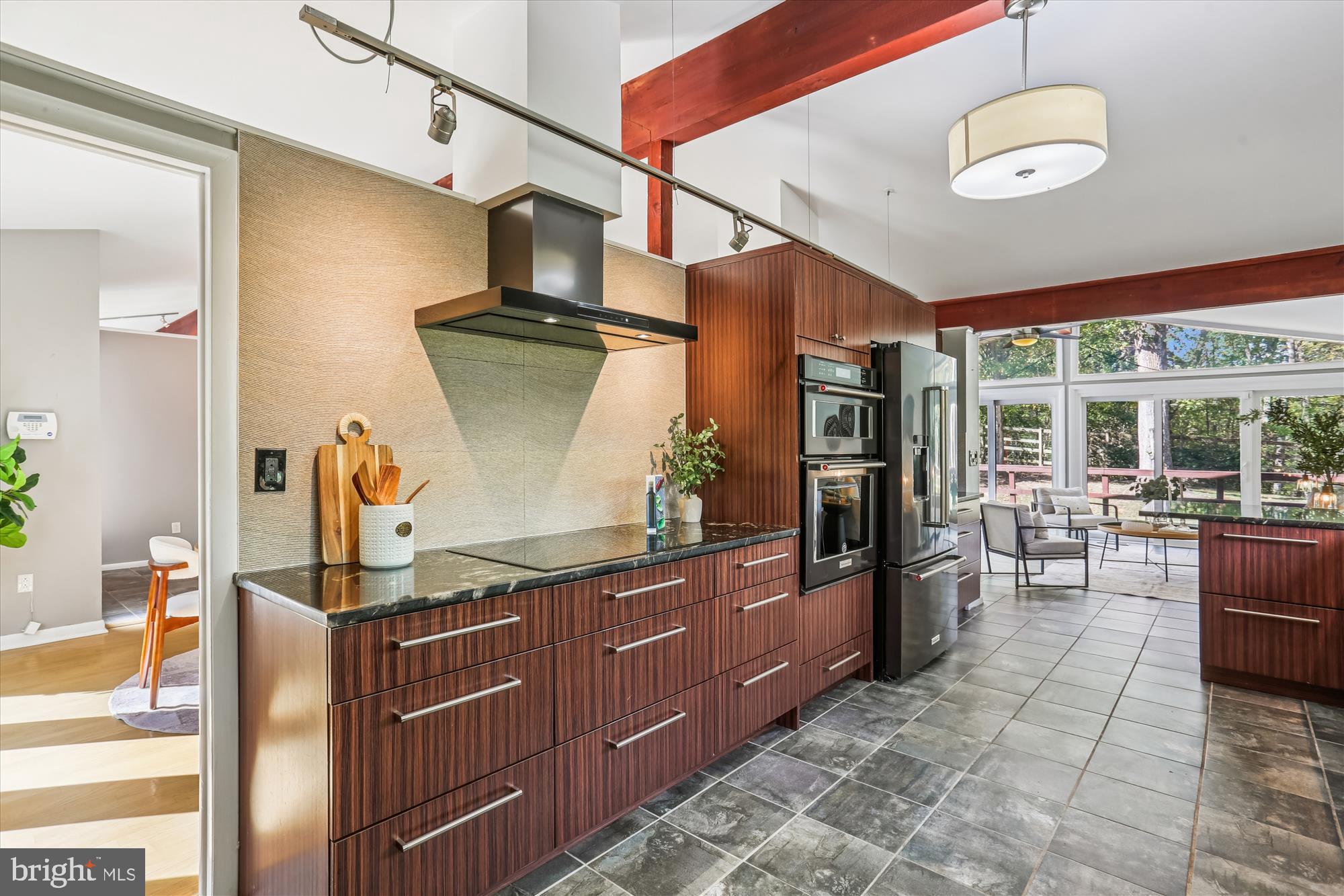 16400 Black Rock Road Darnestown, MD 20874 - Photo 16 of 66 Kitchen w/plentiful prep & cabinet space