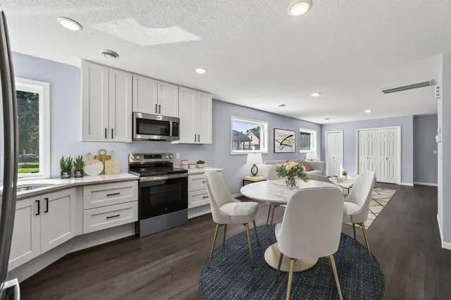 $499,000 | 725 Wilson Avenue, St. Paul, MN 55106