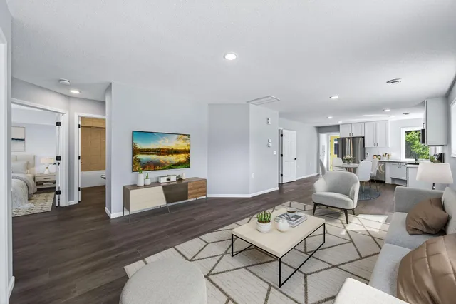 $499,000 | 725 Wilson Avenue, St. Paul, MN 55106