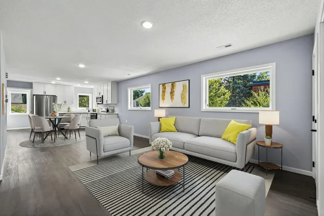 $499,000 | 725 Wilson Avenue, St. Paul, MN 55106