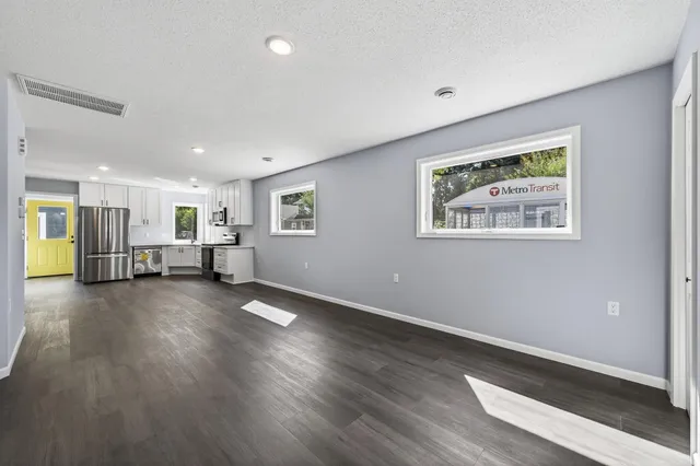 $499,000 | 725 Wilson Avenue, St. Paul, MN 55106