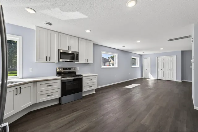 $499,000 | 725 Wilson Avenue, St. Paul, MN 55106