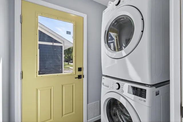 $499,000 | 725 Wilson Avenue, St. Paul, MN 55106