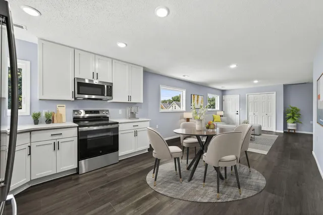 $499,000 | 725 Wilson Avenue, St. Paul, MN 55106