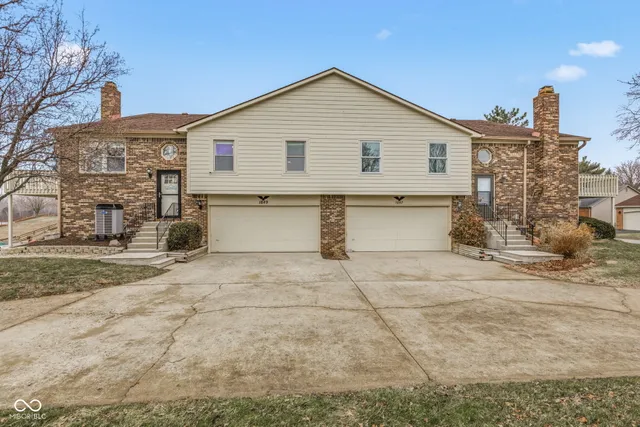 $344,000 | 1849 Crystal Bay E Drive, Plainfield, IN 46168