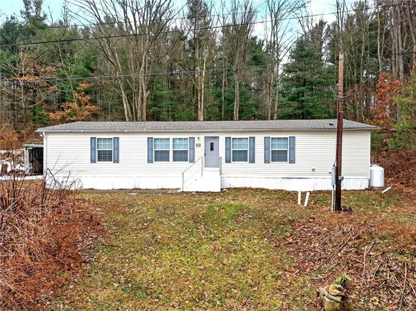 $165,000 | 20 Evergreen Drive, Burgettstown, PA 15021