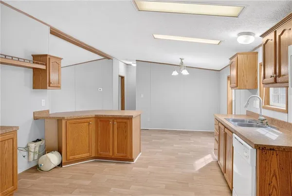 $165,000 | 20 Evergreen Drive, Burgettstown, PA 15021