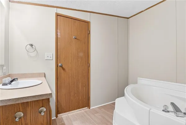 $165,000 | 20 Evergreen Drive, Burgettstown, PA 15021