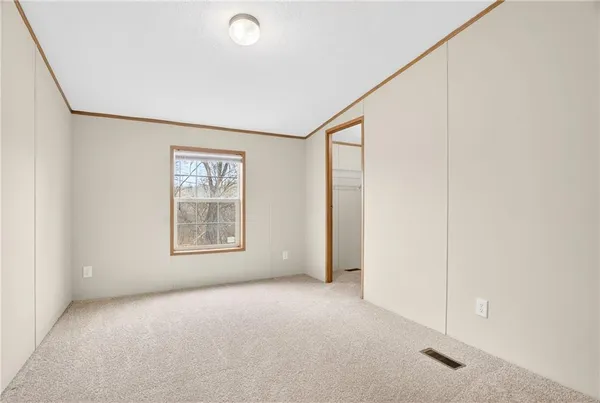 $165,000 | 20 Evergreen Drive, Burgettstown, PA 15021