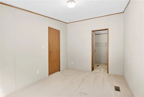 $165,000 | 20 Evergreen Drive, Burgettstown, PA 15021