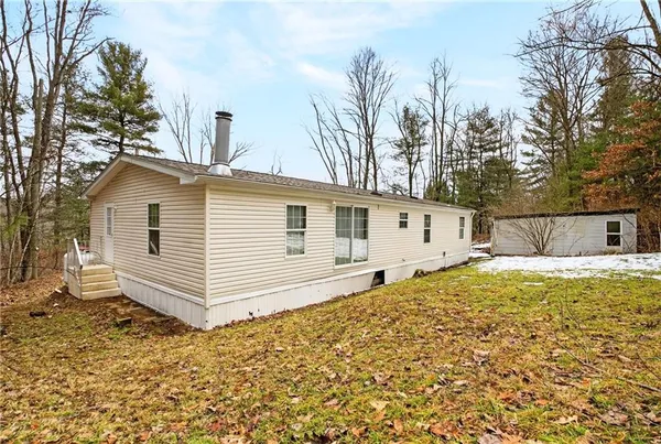$165,000 | 20 Evergreen Drive, Burgettstown, PA 15021