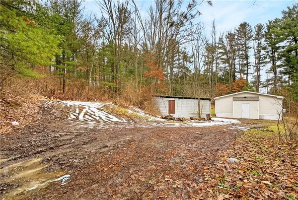 $165,000 | 20 Evergreen Drive, Burgettstown, PA 15021