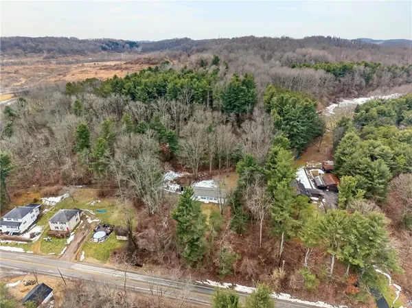 $165,000 | 20 Evergreen Drive, Burgettstown, PA 15021