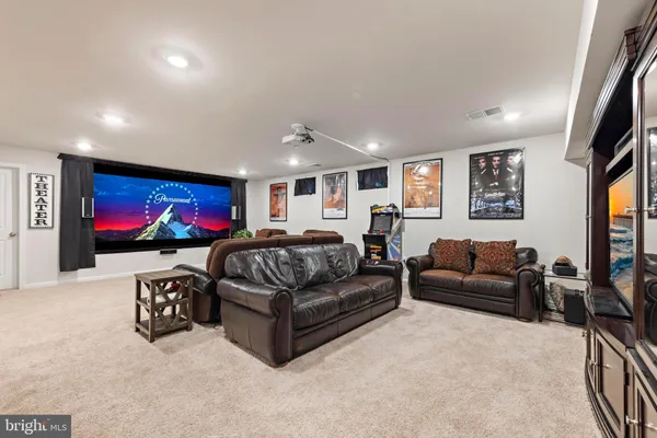 $790,000 | 15 Holloway Avenue, Manahawkin, NJ 08050