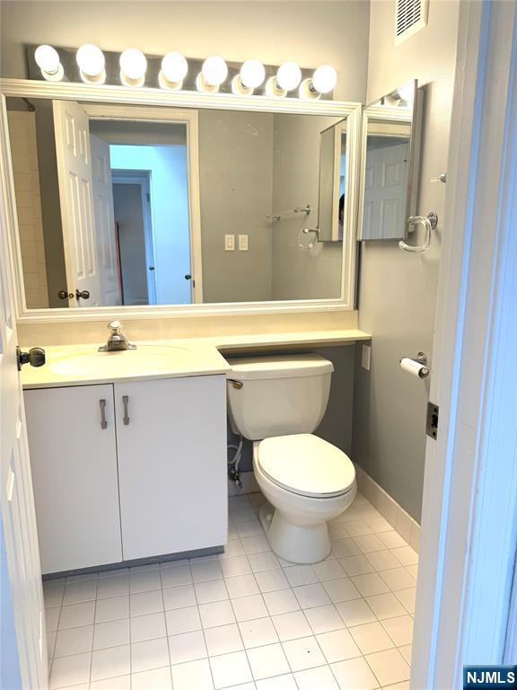 800 River Road, Unit 333 Edgewater, NJ 07020 - Photo 15 of 22 Gallery Image 15