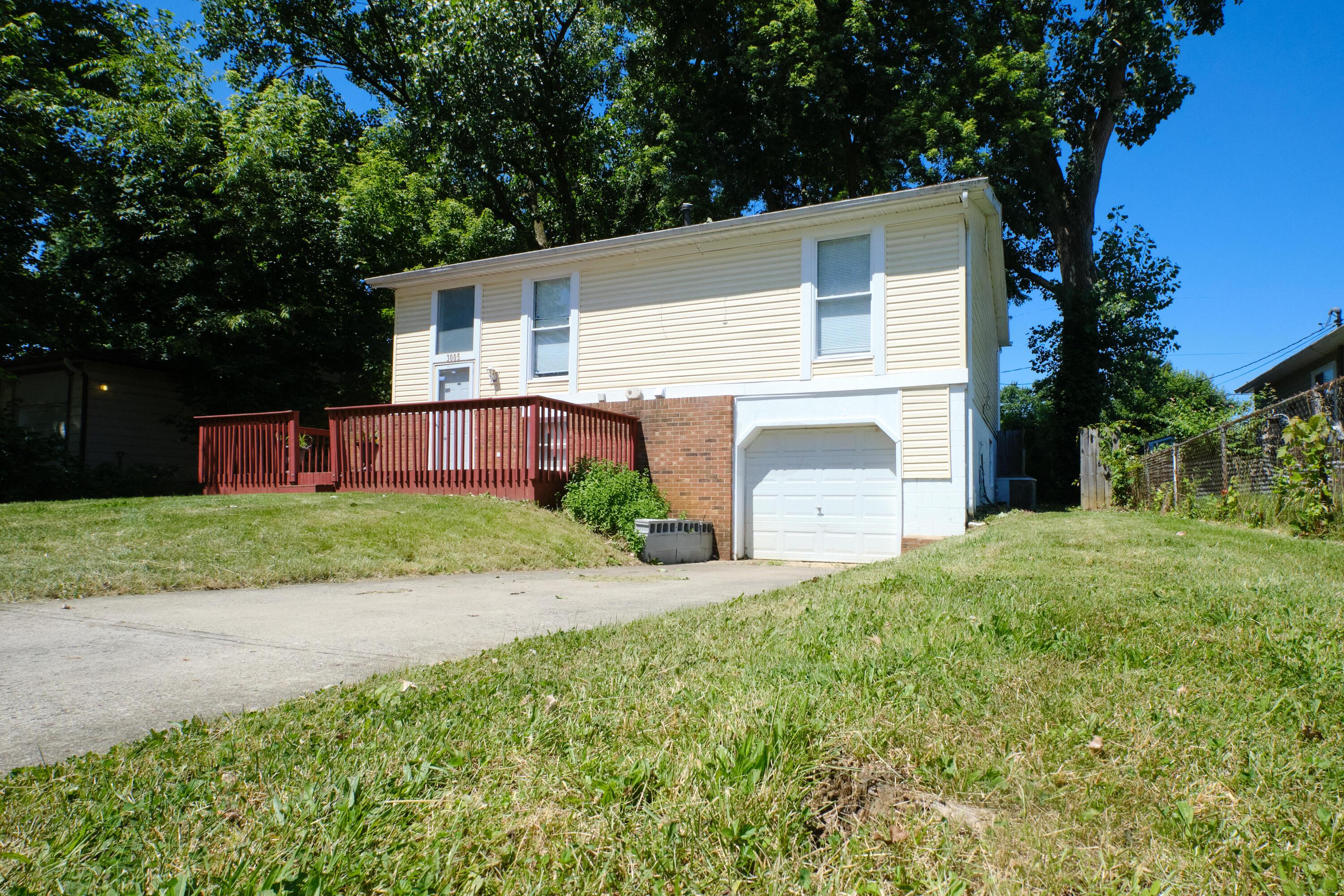 3005 Whitlow Road Columbus, OH 43232 - Photo 5 of 14 DSCF2526