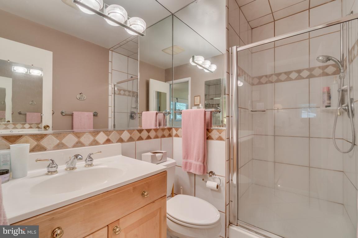 5511 Ravenel Lane Springfield, VA 22151 - Photo 13 of 18 BR#1 en suite
