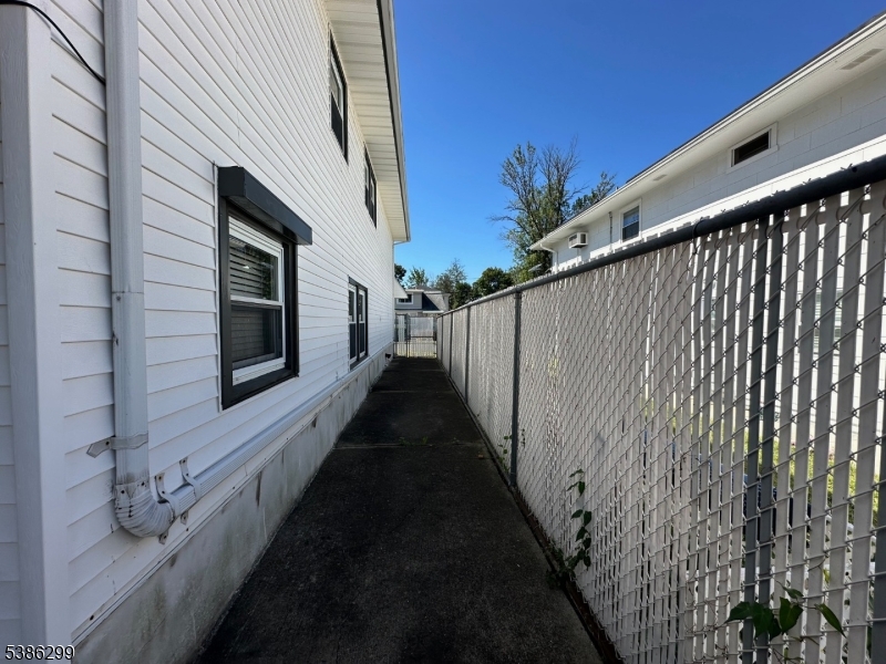 15 Arcadia Place, Unit 2 Union, NJ 07088 - Photo 14 of 19