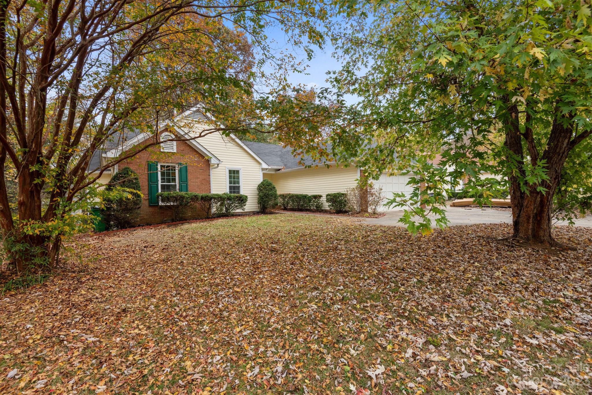 1609 Running Brook Road Charlotte, NC 28214 - Photo 1 of 25 Gallery Image 1