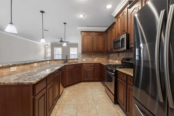 $2,650 | 4272 Kiowa Drive, Carrollton, TX 75010