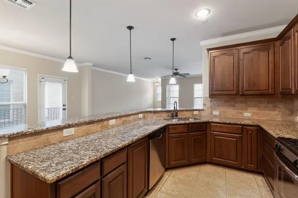 $2,650 | 4272 Kiowa Drive, Carrollton, TX 75010
