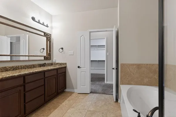 $2,650 | 4272 Kiowa Drive, Carrollton, TX 75010