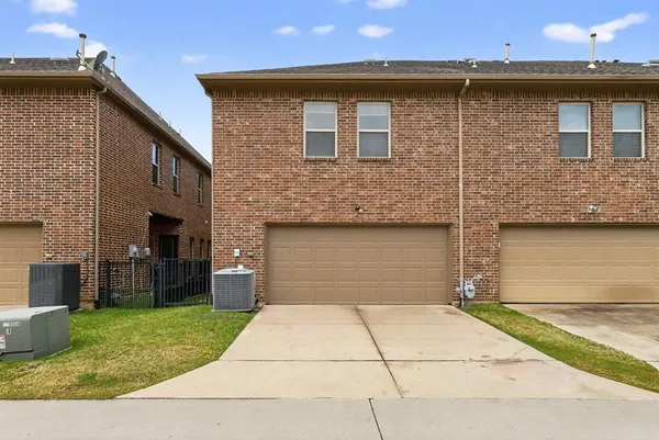 $2,650 | 4272 Kiowa Drive, Carrollton, TX 75010
