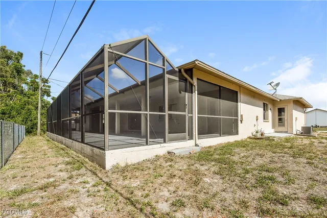 $2,340 | 17365 Castile Road, Fort Myers, FL 33967