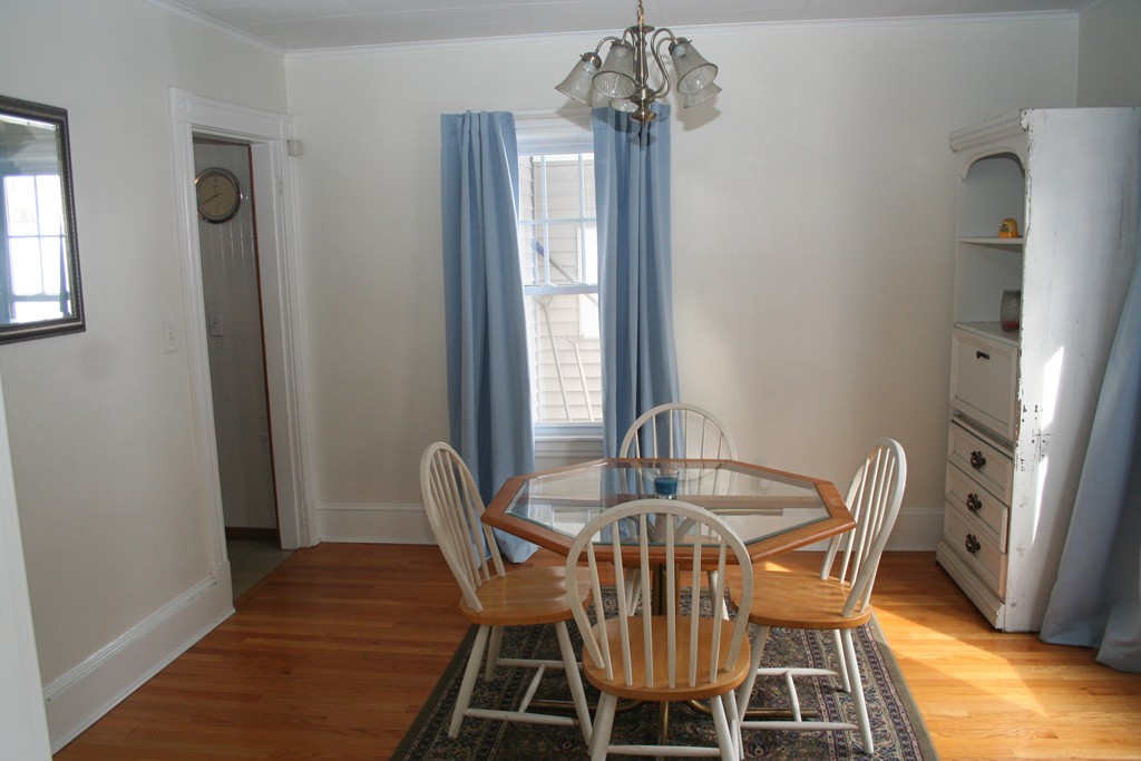 37 Wentworth Street Springfield, MA 01104 - Photo 6 of 30 Gallery Image 6