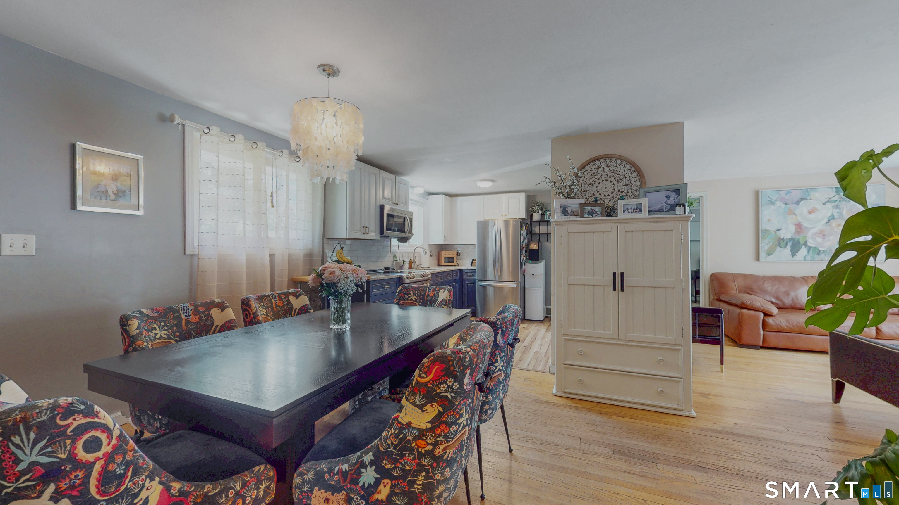 47 Hayes Road Simsbury, CT 06081 - Photo 14 of 31
