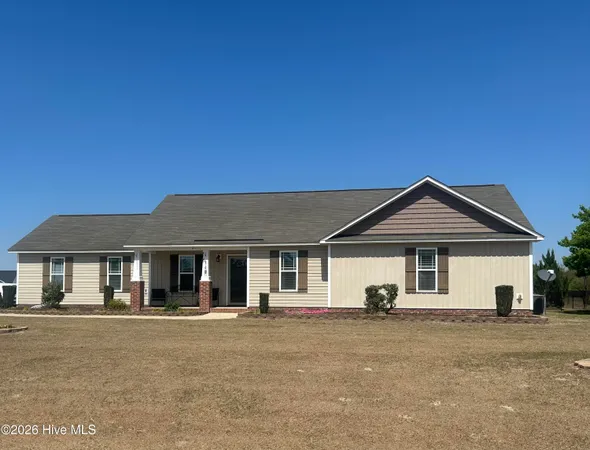 $268,900 | 301 Willow Pond Drive, La Grange, NC 28551