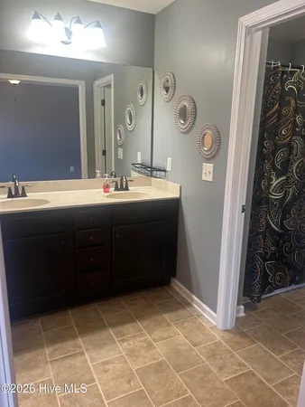 $268,900 | 301 Willow Pond Drive, La Grange, NC 28551