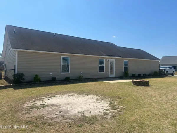 $268,900 | 301 Willow Pond Drive, La Grange, NC 28551