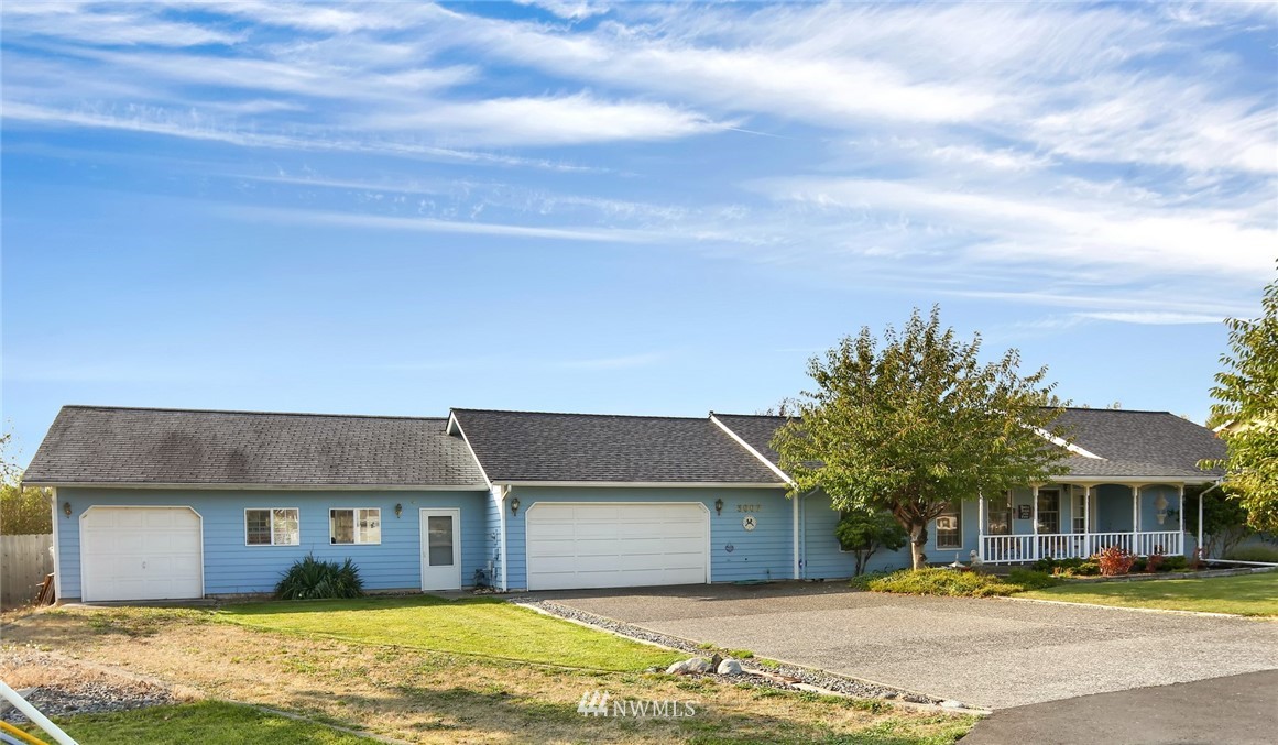 3007 Racine Street Bellingham, WA 98226 - Photo 3 of 39 Gallery Image 3