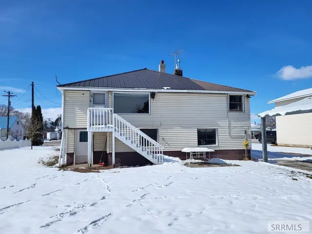 $398,900 | 155 South 4th W Street, Preston, ID 83263