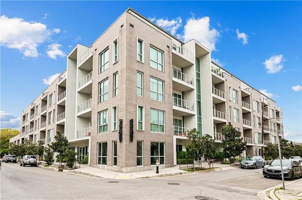$325,000 | 900 Bartholomew Street, Unit 415, New Orleans, LA 70117