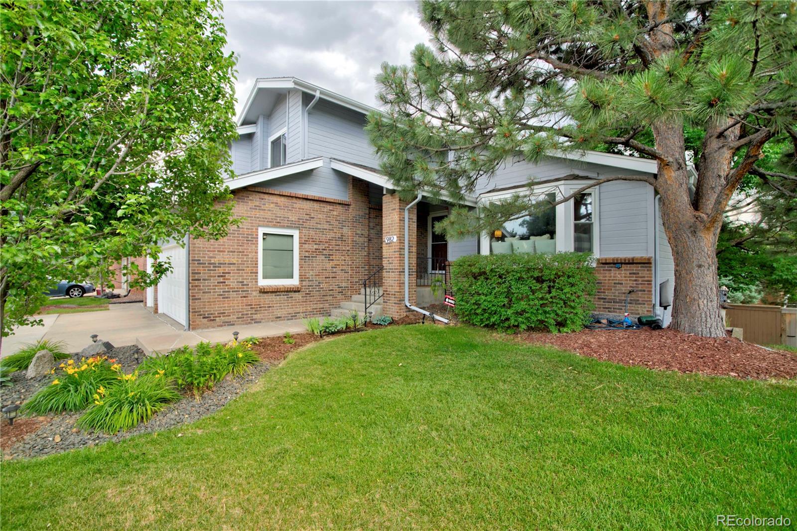 982 Quail Place Highlands Ranch, CO 80126 - Photo 3 of 50 Gallery Image 3