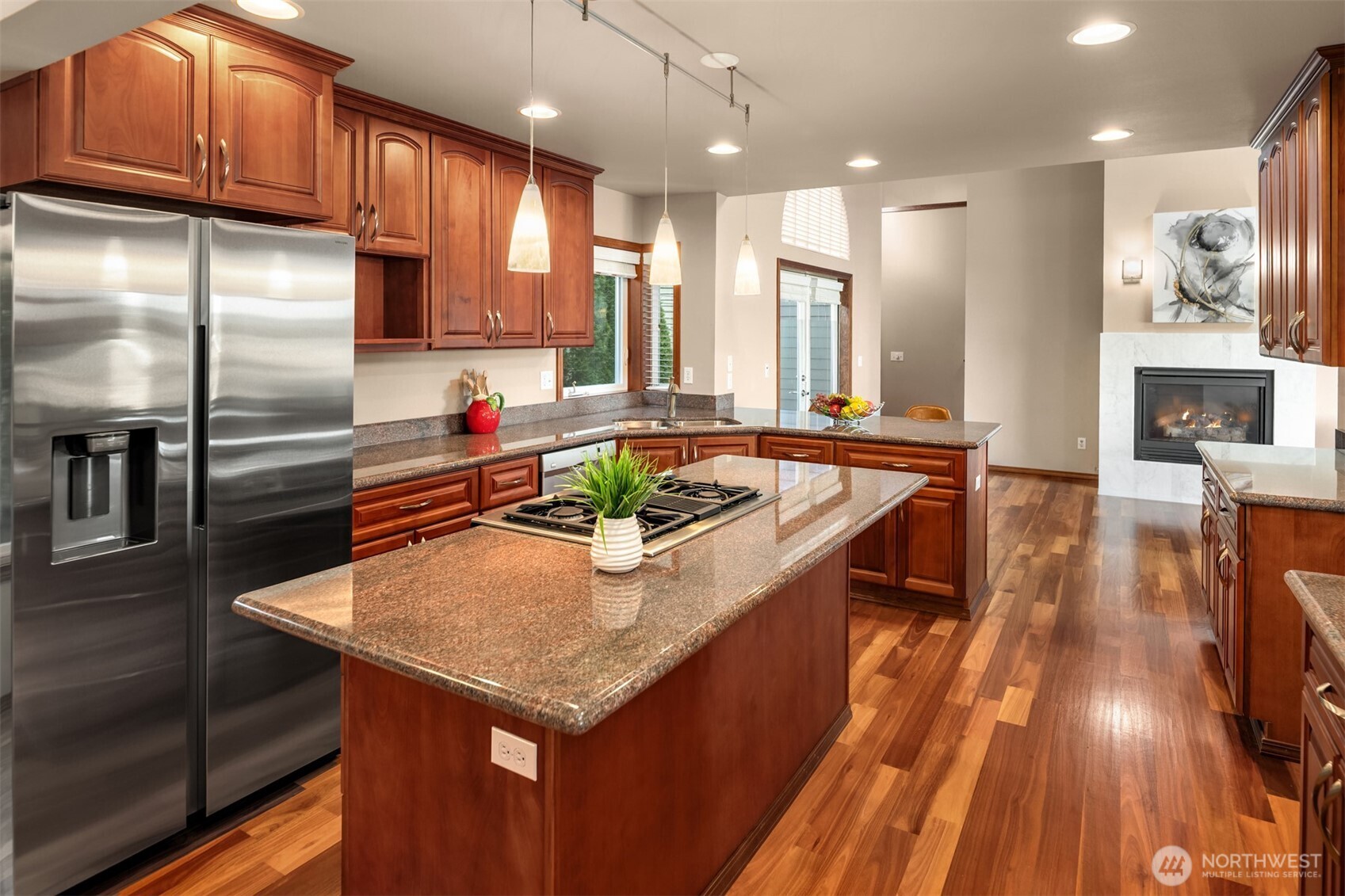 4705 South Oregon Street Seattle, WA 98118 - Photo 11 of 32