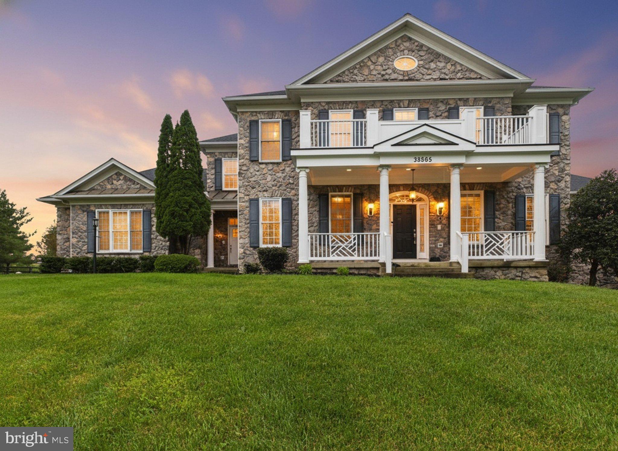 38565 Piggott Bottom Road Hamilton, VA 20158 - Photo 2 of 85 a front view of a house with a yard