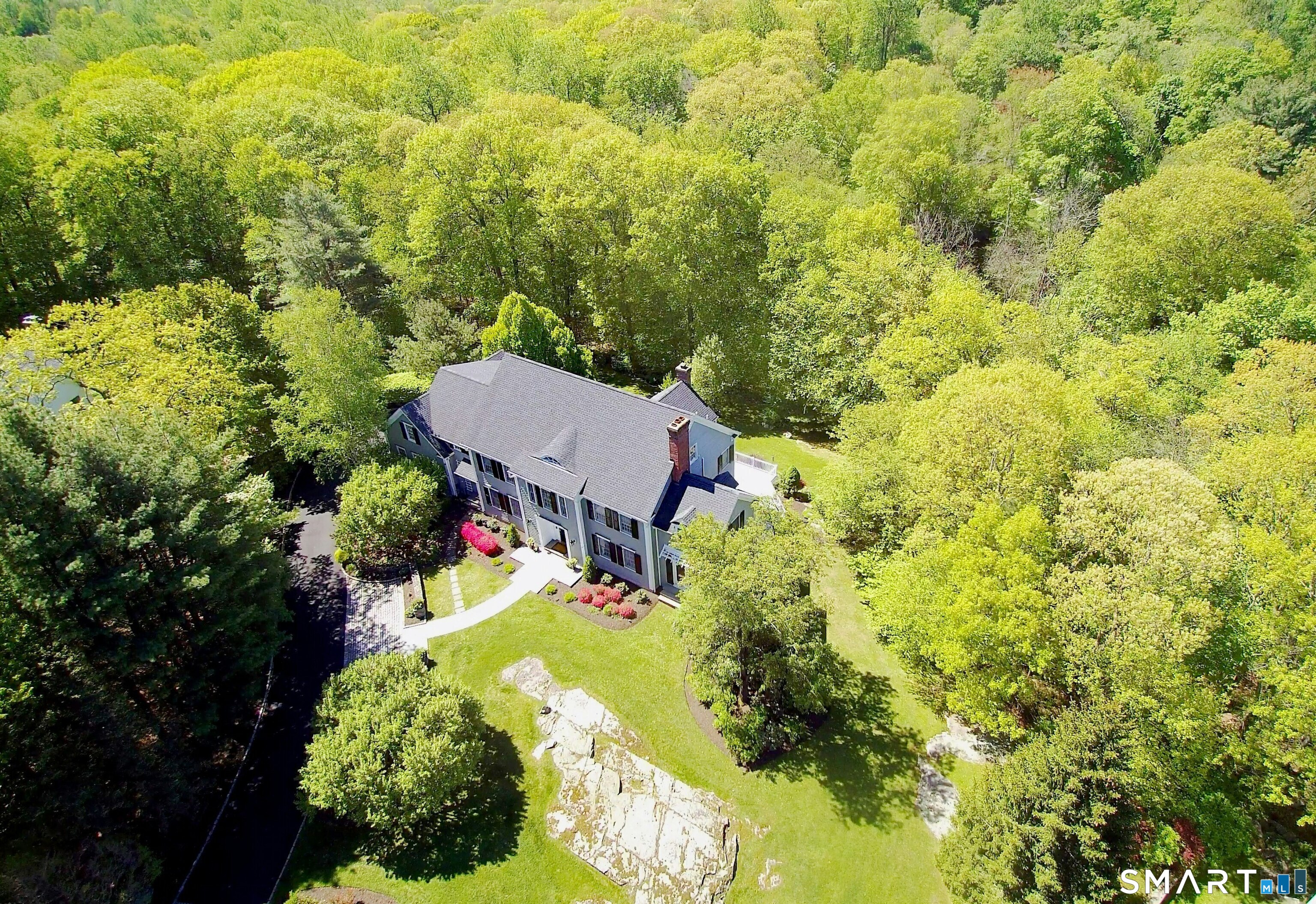 30 Whipstick Road Ridgefield, CT 06877 - Photo 2 of 40