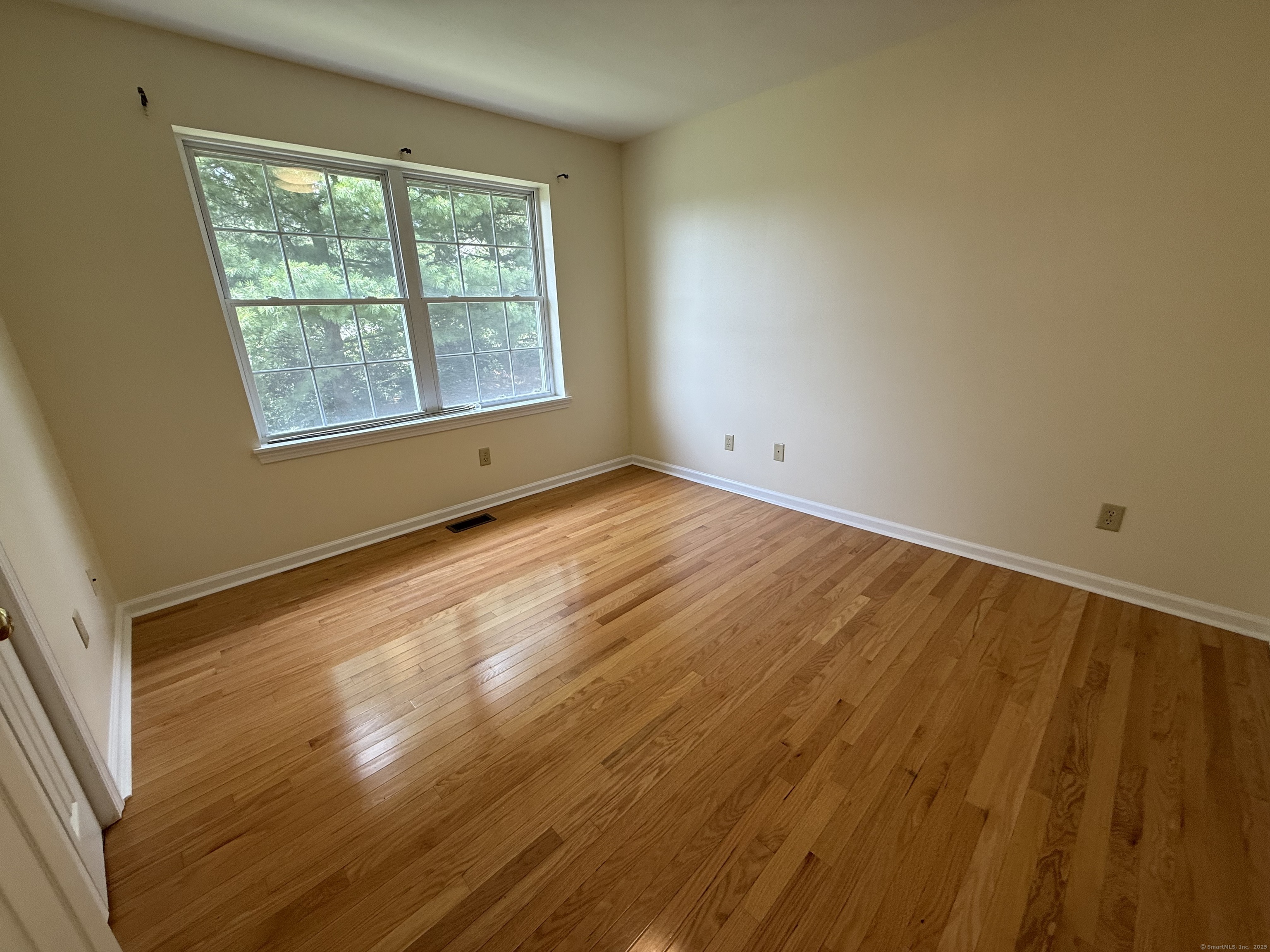 183 Osborn Road Naugatuck, CT 06770 - Photo 18 of 33