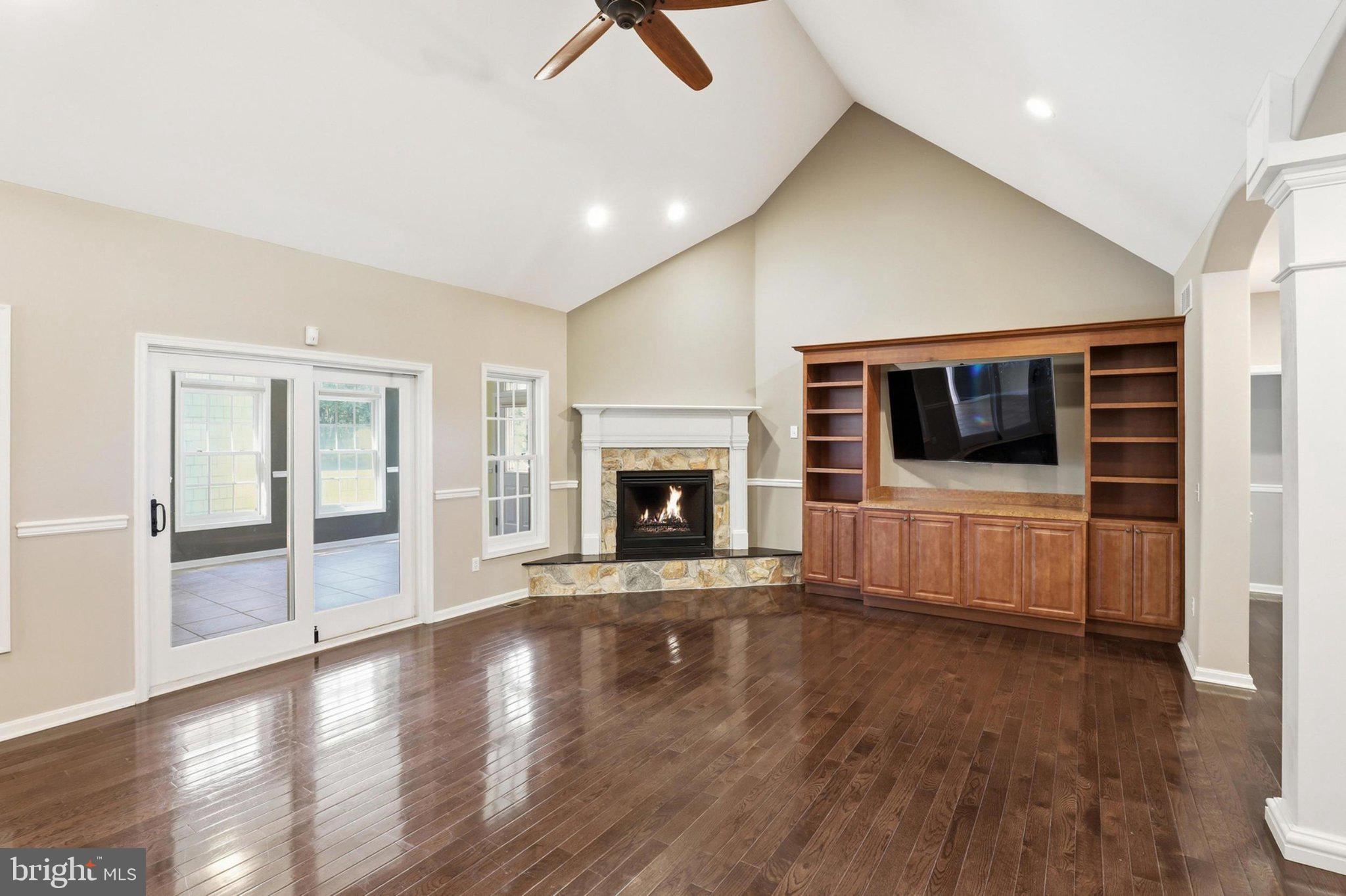 16932 Fitzgeralds Road Lincoln, DE 19960 - Photo 29 of 103 Spacious living area with cozy fireplace.