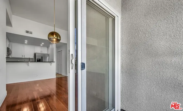 $3,500 | 12621 Washington Place, Unit 305, Los Angeles, CA 90066