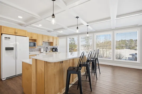 $575,000 | 61 Crescent Drive, Barnstead, NH 03225