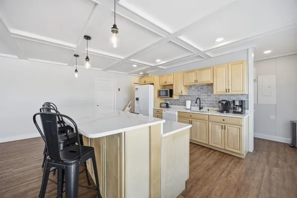 $575,000 | 61 Crescent Drive, Barnstead, NH 03225