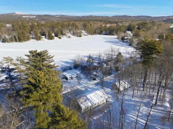 $575,000 | 61 Crescent Drive, Barnstead, NH 03225