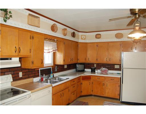 226 Anna Goodman Road Pleasant Unity, PA 15676 - Photo 8 of 13 Kitchen.