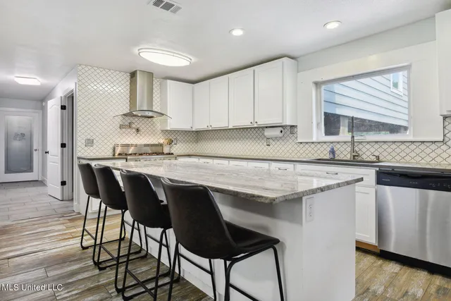 $380,000 | 1980 Washington Street, Bay St. Louis, MS 39520