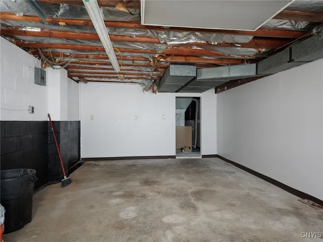 $2,100 | 20201 Overlook Drive, Watertown Town, NY 13601